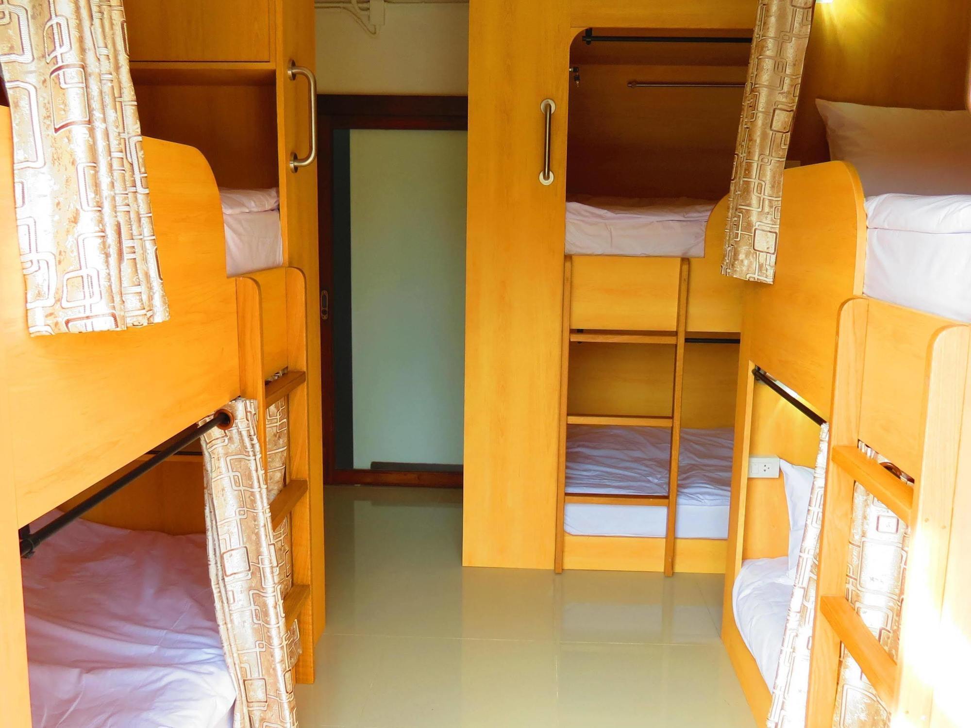 Potae'S House Hostel Csiangmaj Kültér fotó